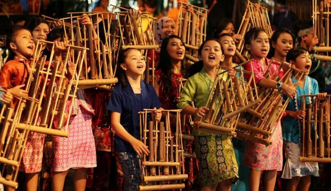 Alat Musik Tradisional Indonesia dan Asal Usulnya